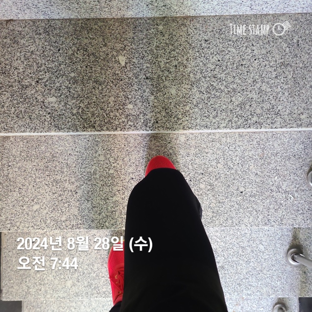 KakaoTalk_20240828_222042188_06.jpg