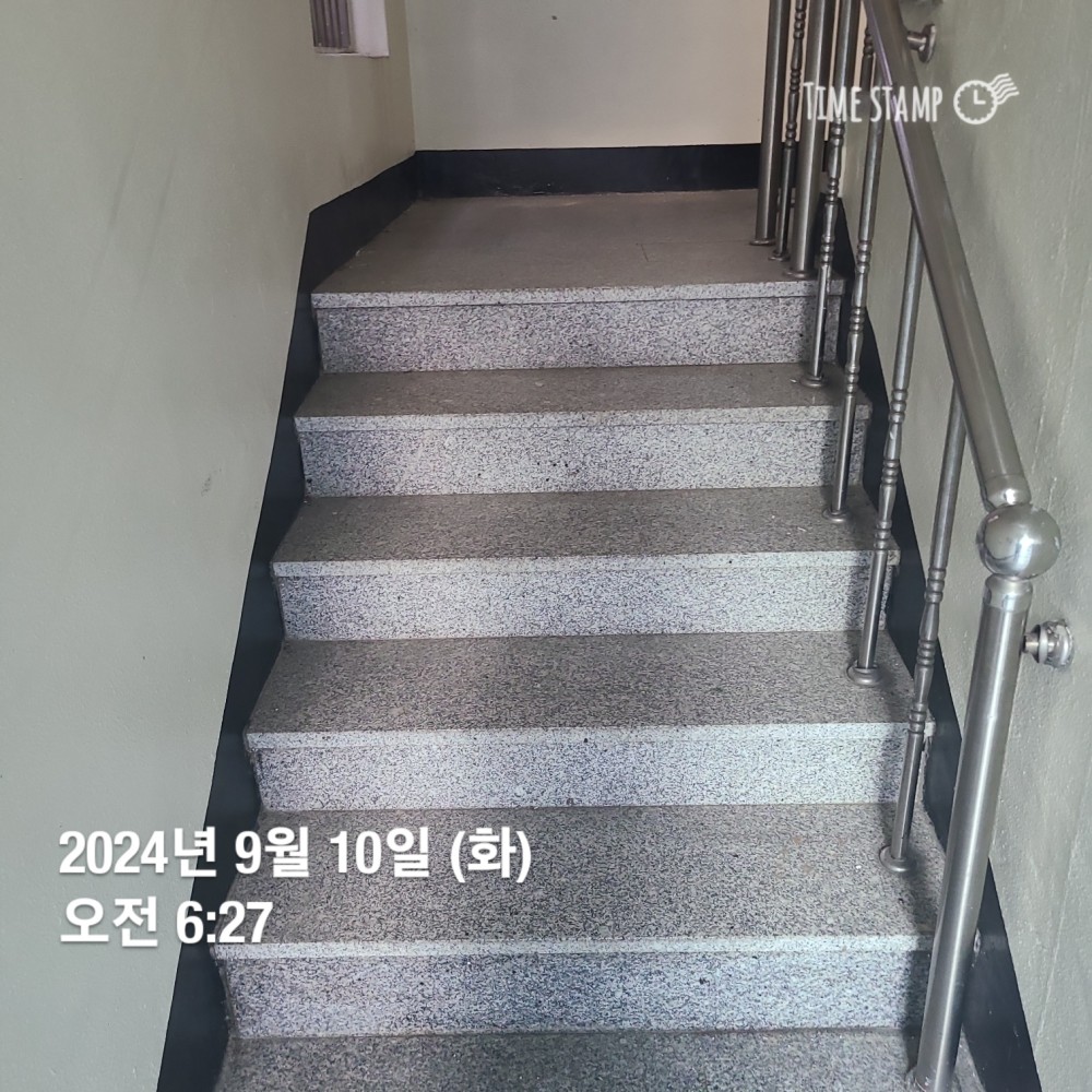 KakaoTalk_20240910_220606799_06.jpg