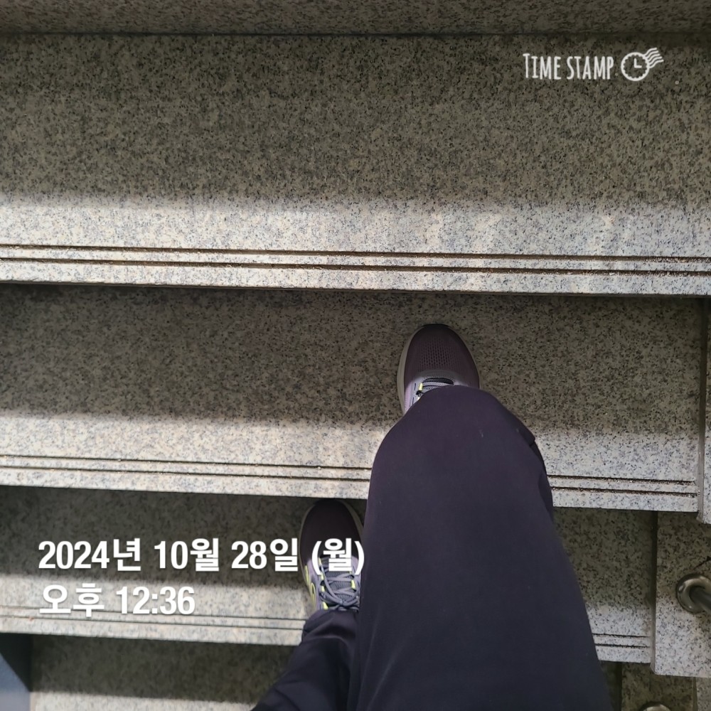 KakaoTalk_20241028_213643040_06.jpg